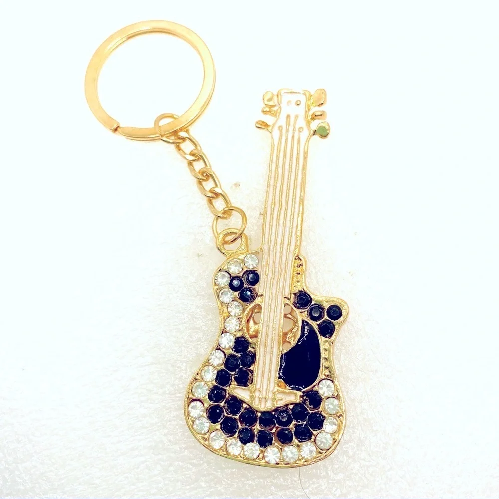 NWT Purse charm key holder Guitar Crystal in black and white